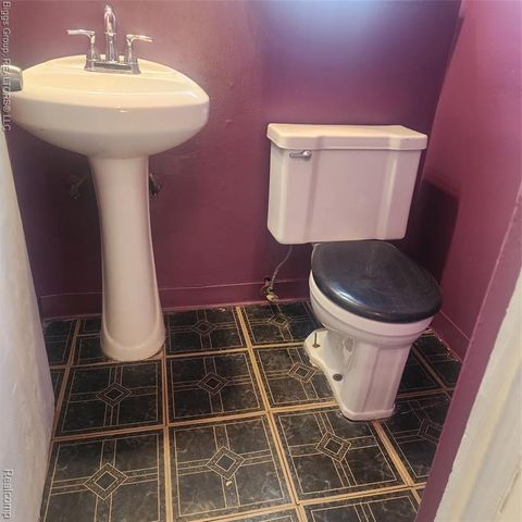 26695 E Outer Drive Drive, Ecorse, MI 48229