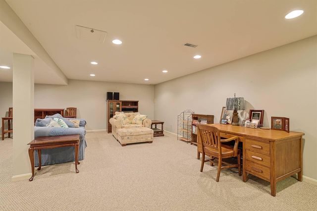 464 General Drive, Fort Wright, KY 41011