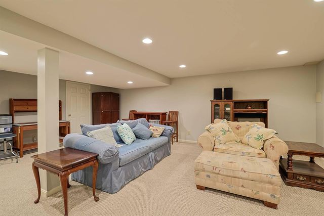 464 General Drive, Fort Wright, KY 41011