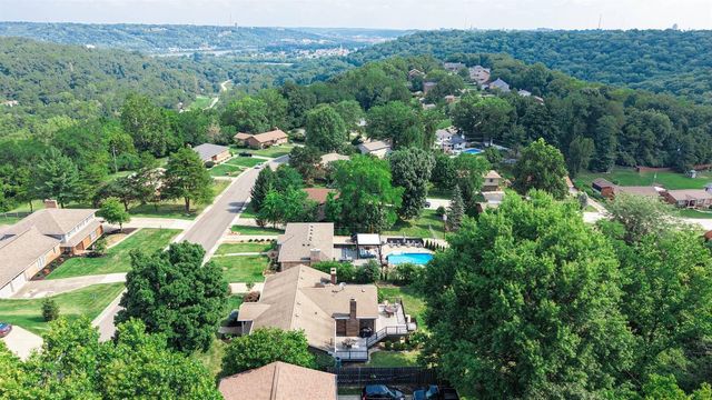 464 General Drive, Fort Wright, KY 41011