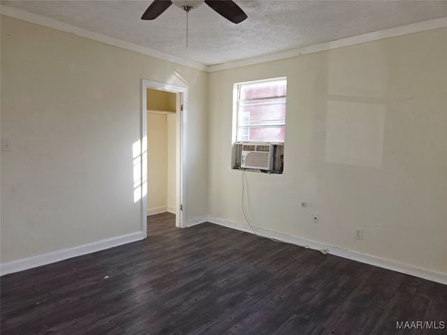 3545 Gaston Avenue, Montgomery, AL 36105