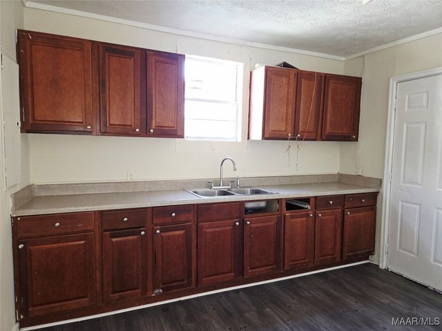 3545 Gaston Avenue, Montgomery, AL 36105