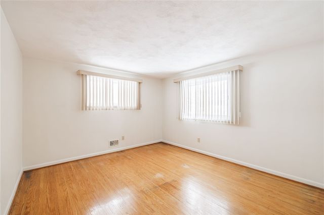 254 Parkview Drive, Penfield, NY 14625