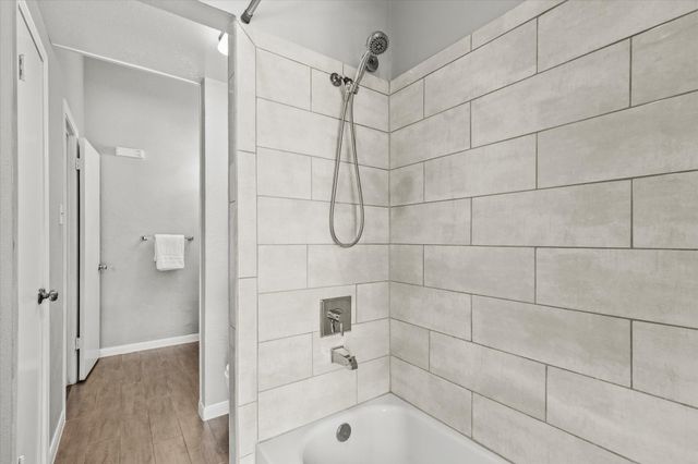 10439 High Hollows Drive 222, Dallas, TX 75230