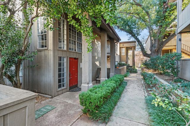 10439 High Hollows Drive 222, Dallas, TX 75230