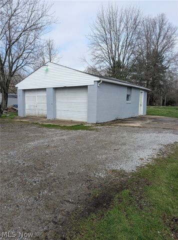 6359 Sittig Avenue, Hubbard, OH 44425