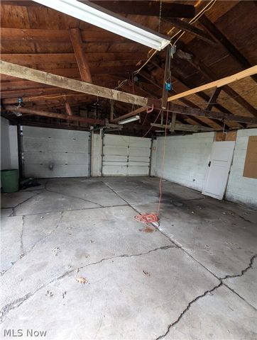6359 Sittig Avenue, Hubbard, OH 44425