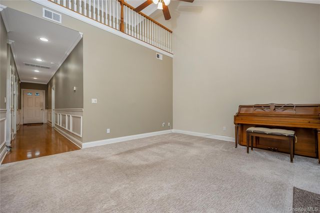 149 Maya Circle, Central Islip, NY 11722