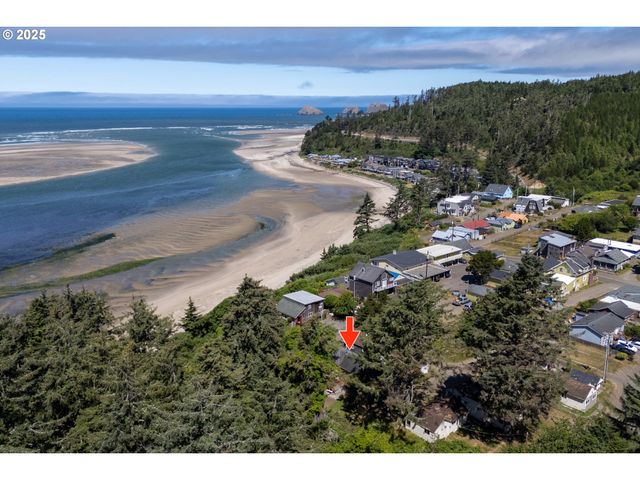 1195 3RD St, Netarts, OR 97143