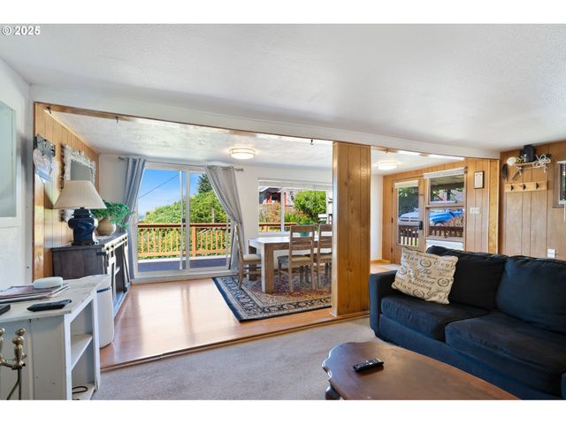 1195 3RD St, Netarts, OR 97143