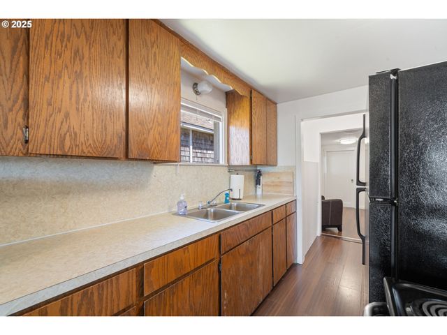 1195 3RD St, Netarts, OR 97143
