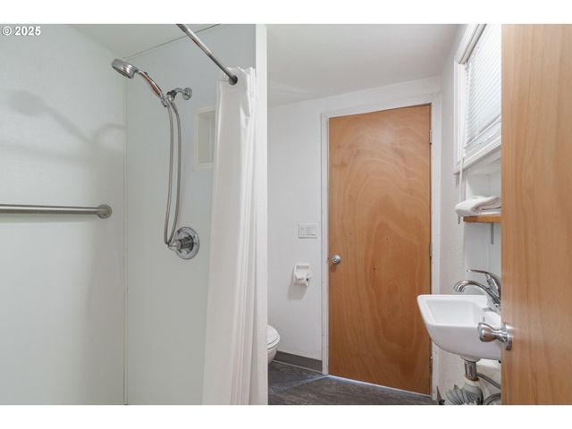 1195 3RD St, Netarts, OR 97143