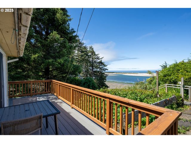 1195 3RD St, Netarts, OR 97143