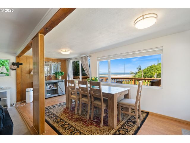 1195 3RD St, Netarts, OR 97143
