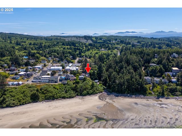 1195 3RD St, Netarts, OR 97143
