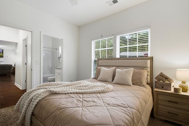 5215 Stonewall Drive, Summerville, SC 29485