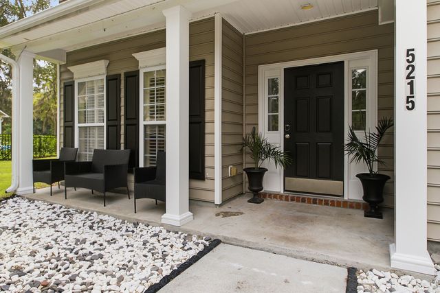 5215 Stonewall Drive, Summerville, SC 29485