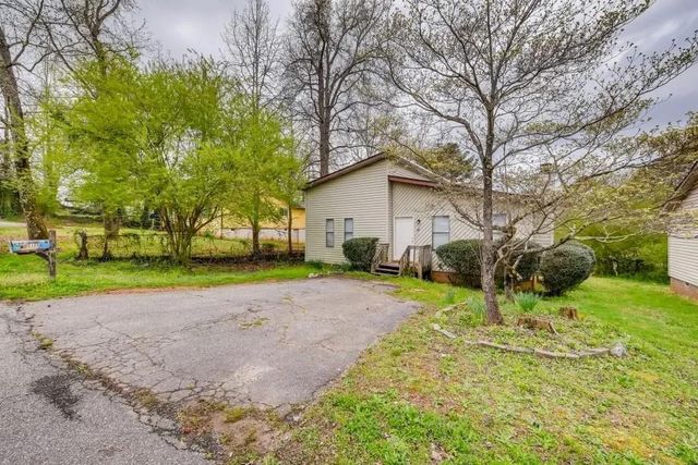 2120 Pinetree Drive, Cumming, GA 30041