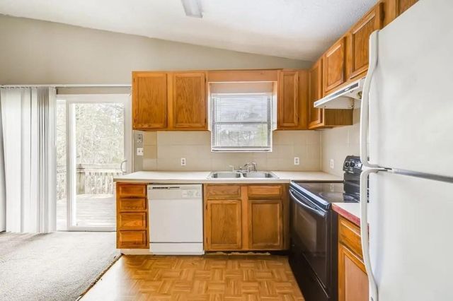 2120 Pinetree Drive, Cumming, GA 30041