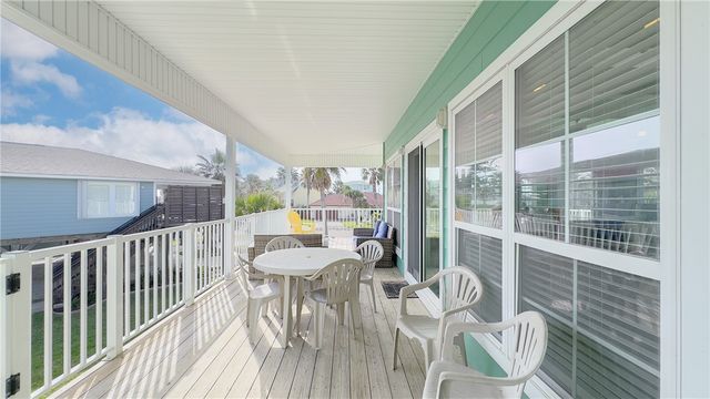 727 Parkplace, Port Aransas, TX 78373