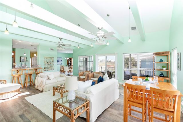 727 Parkplace, Port Aransas, TX 78373