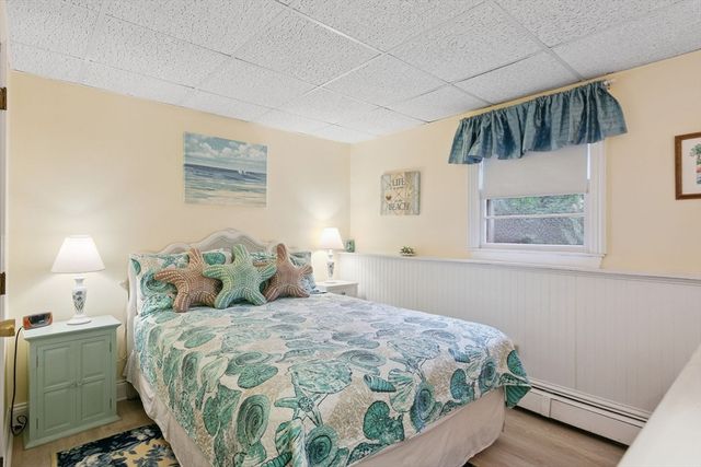 63 Ellsworth Dr, Falmouth, MA 02536