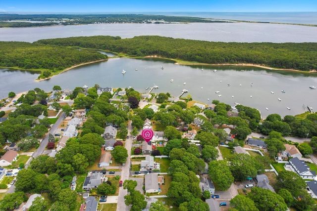 63 Ellsworth Dr, Falmouth, MA 02536