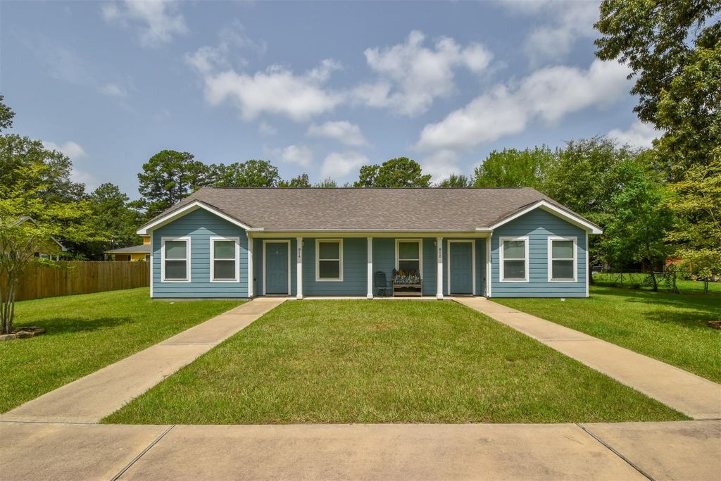 1103 Parkhurst Avenue B, Cleveland, TX 77327