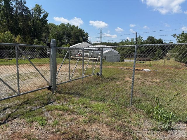 5166 Slanting Bridge Road, Denver, NC 28037