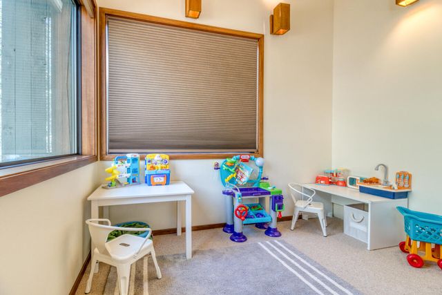 70675 Pasque Flower SM80, Black Butte Ranch, OR 97759