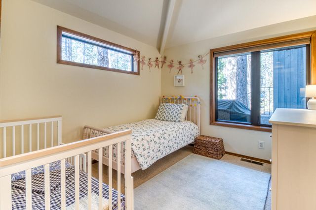 70675 Pasque Flower SM80, Black Butte Ranch, OR 97759