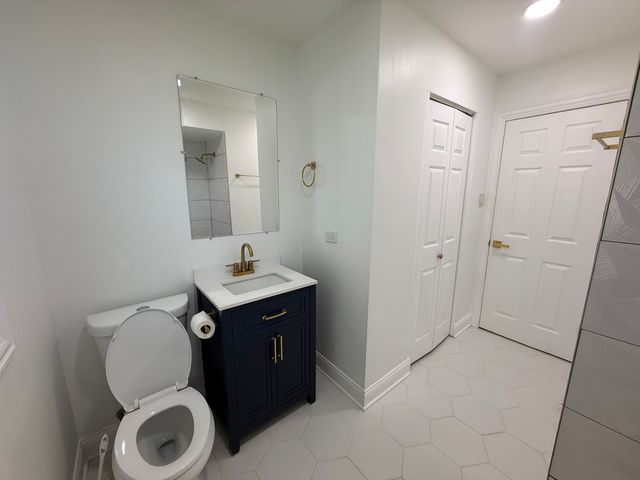 698 E Sibley Boulevard, Dolton, IL 60419