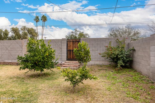 3141 N 21ST Place, Phoenix, AZ 85016