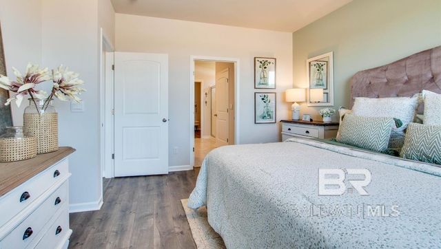 385 Parkerman Avenue, Gulf Shores, AL 36542