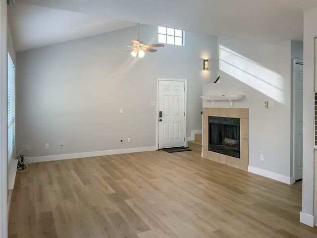 332 W Harwood Road B, Hurst, TX 76054