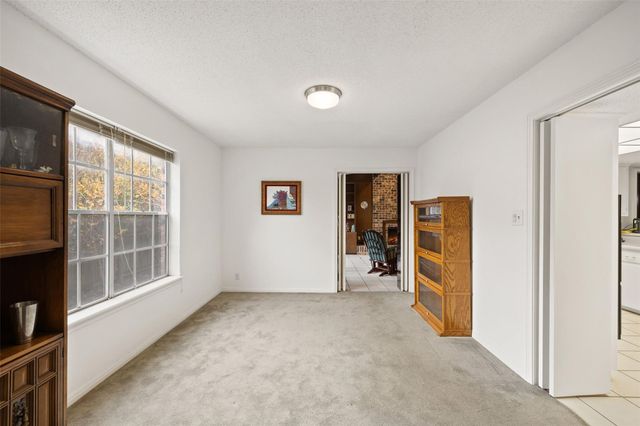 8705 Silverhill LN, Austin, TX 78759