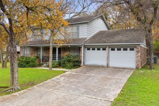 8705 Silverhill LN, Austin, TX 78759
