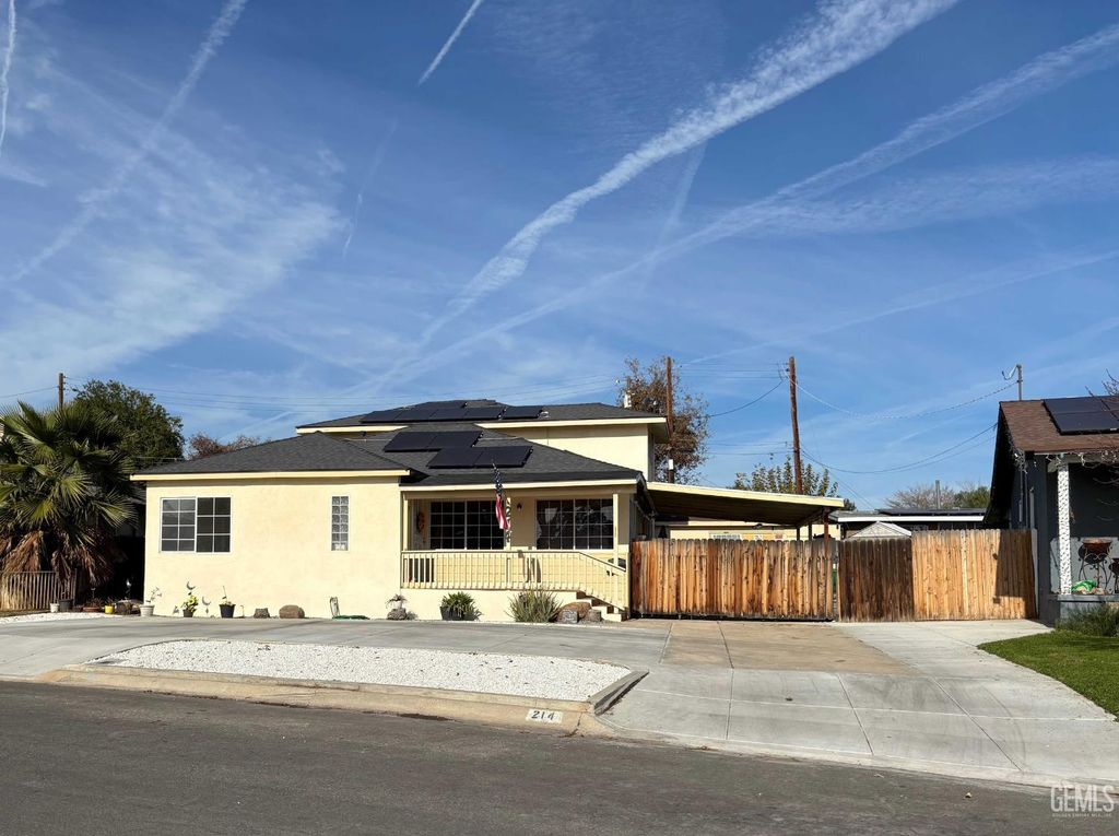 214 Lowell Drive, Bakersfield, CA 93308