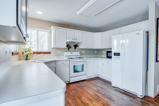 2978 Fairfield Way, Montgomery, IL 60538