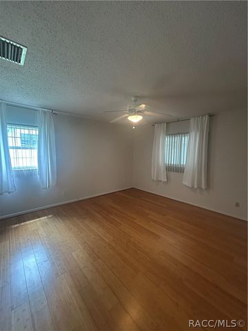 8839 E Sandpiper Drive, Inverness, FL 34450