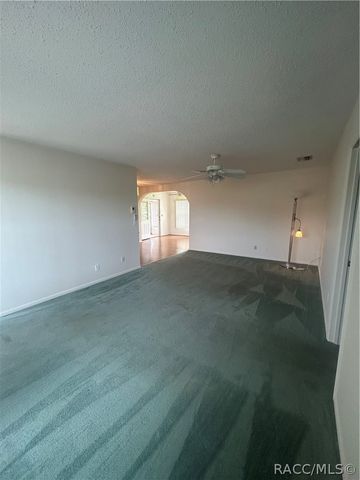 8839 E Sandpiper Drive, Inverness, FL 34450