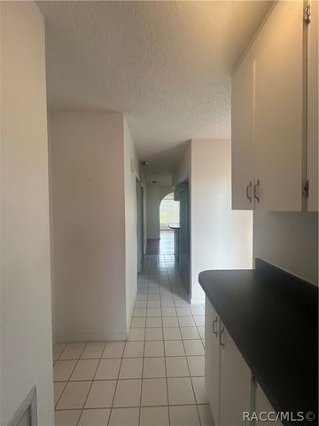 8839 E Sandpiper Drive, Inverness, FL 34450