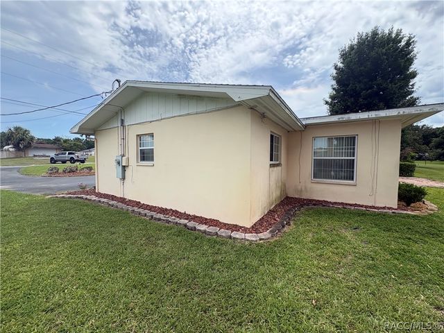 8839 E Sandpiper Drive, Inverness, FL 34450