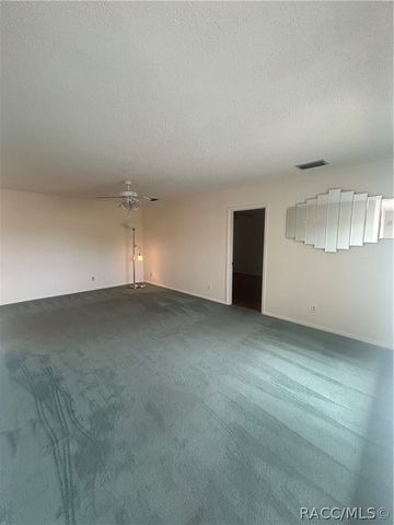 8839 E Sandpiper Drive, Inverness, FL 34450