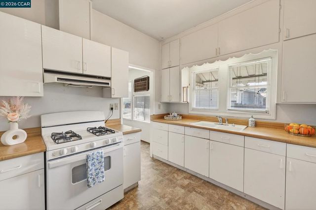 1516 C St, Antioch, CA 94509