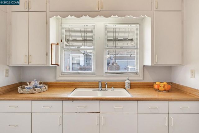 1516 C St, Antioch, CA 94509