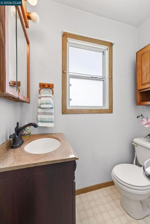 Image 20 of property listing at 1516 C St, Antioch, CA 94509