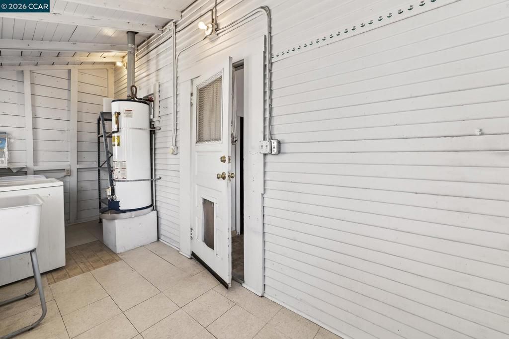 Image 23 of property listing at 1516 C St, Antioch, CA 94509