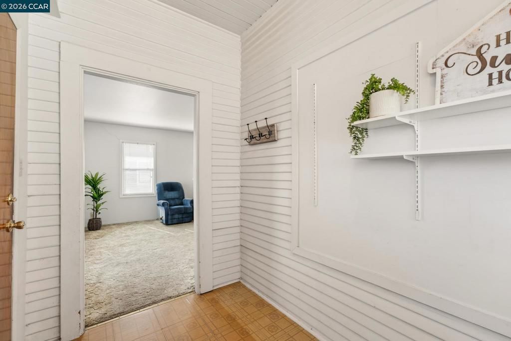 Image 6 of property listing at 1516 C St, Antioch, CA 94509