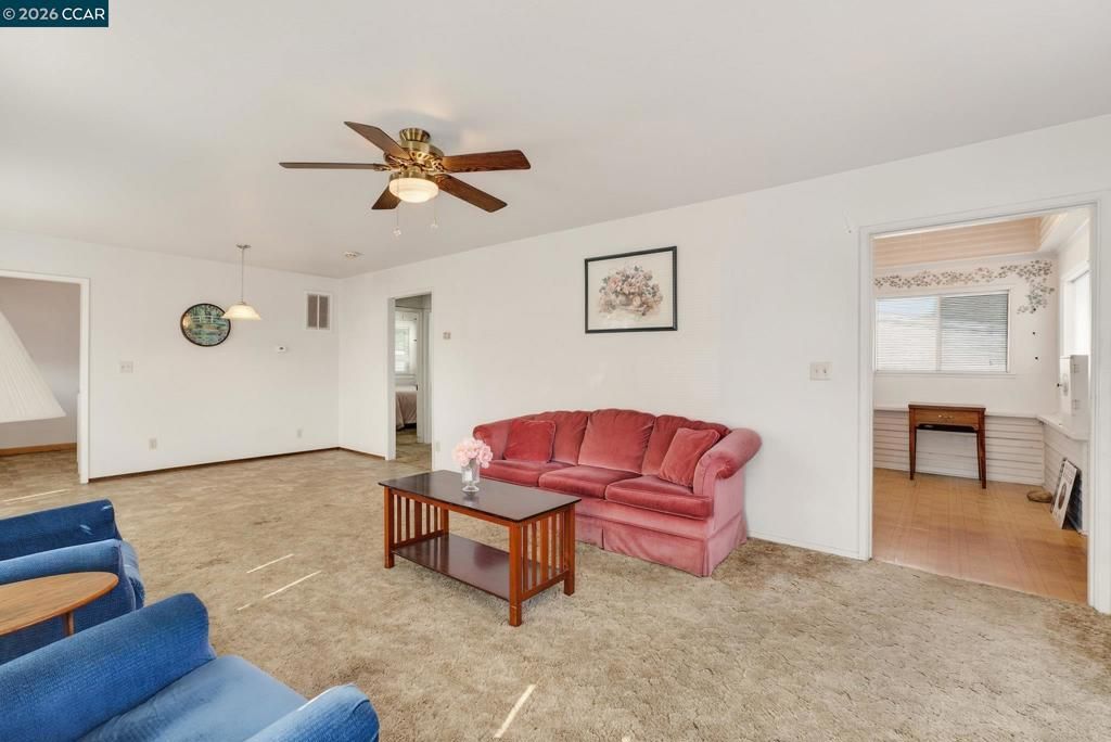 Image 9 of property listing at 1516 C St, Antioch, CA 94509